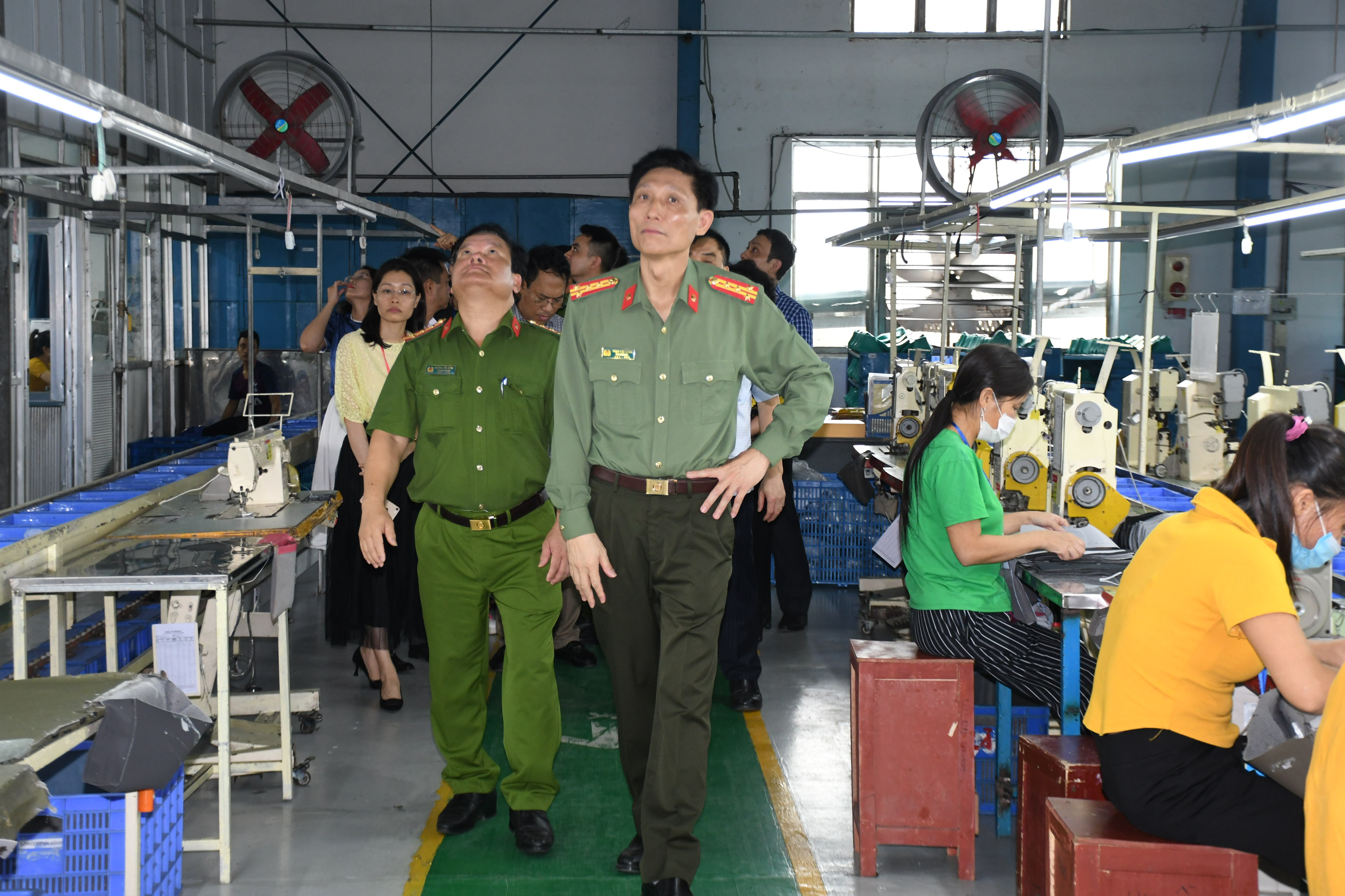 Chấn chỉnh hoạt động của các cơ sở kinh doanh, dịch vụ trên địa bàn thành phố